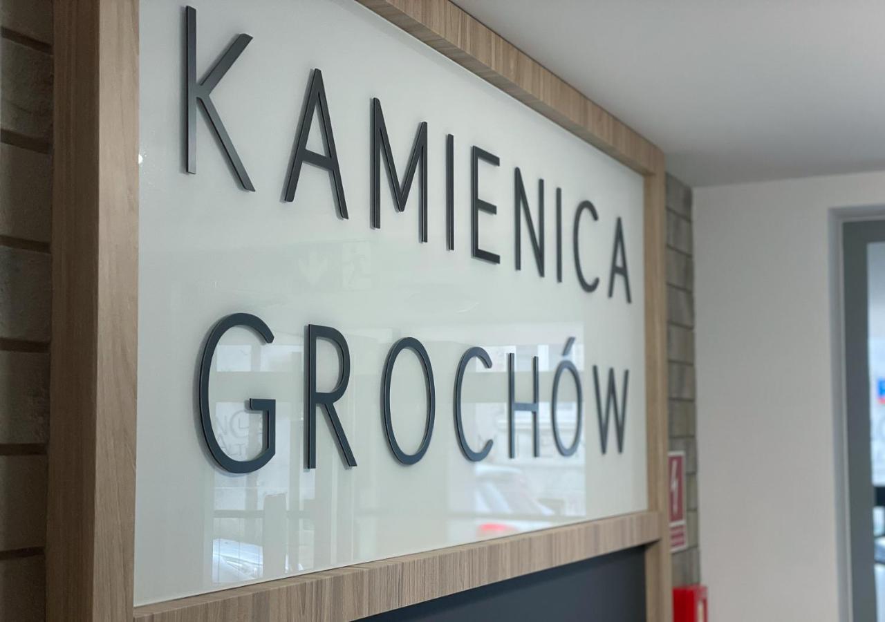 Apartament Sloneczny Kamienica Grochow With Free Parking Varşovia Exterior foto